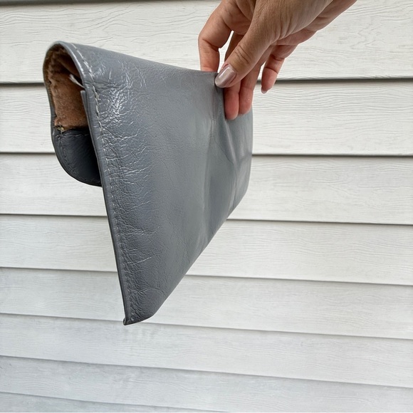 Vintage 1980s Grey Leather Stitched Clutch with Magnetic Closure - Picture 15 of 16